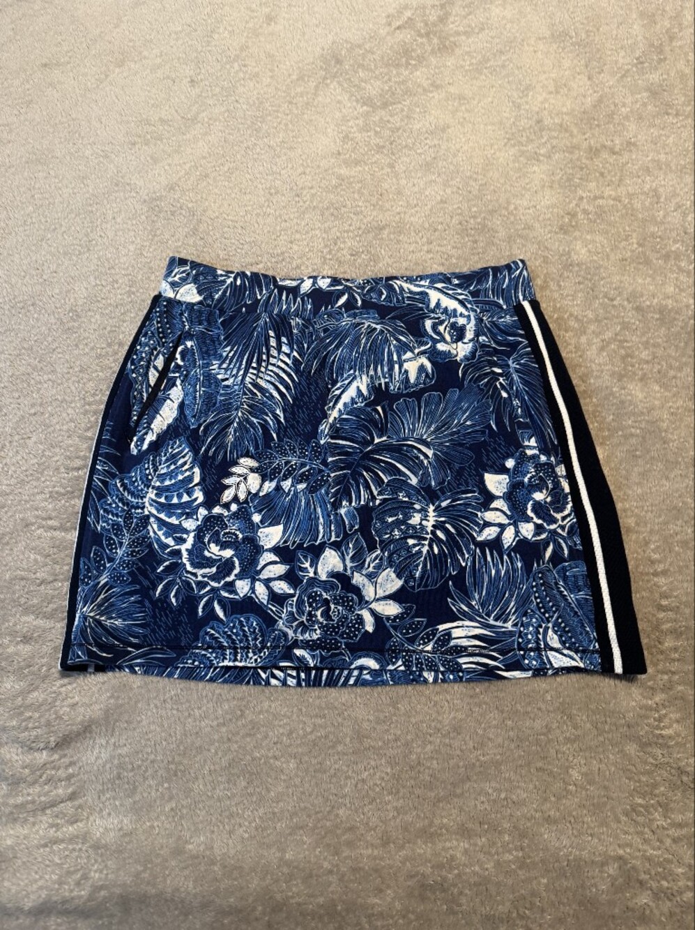 Talbots Blue & White Floral Print Skirt